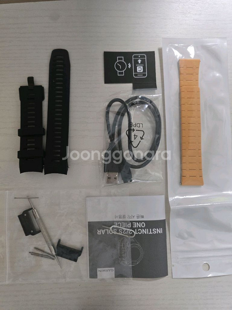 가민 인스팅트 2 솔라 원피스 루피 에디션--3