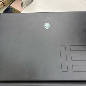 DELL 에일리언웨어 m15 R7 게이밍 노트북