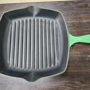르쿠르제 26 사각팬 그릴팬 구이팬 무쇠그릴 경기광주 택배가능