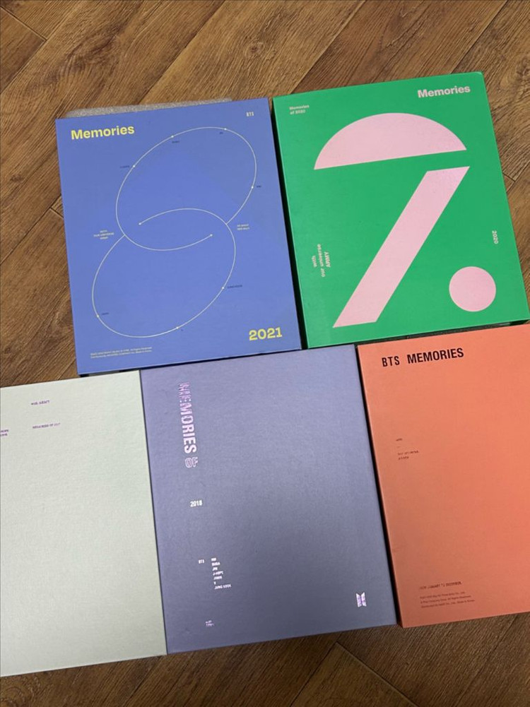 방탄소년단 BTS 메모리즈 2019,2020,2021 (포카포함)판매--1