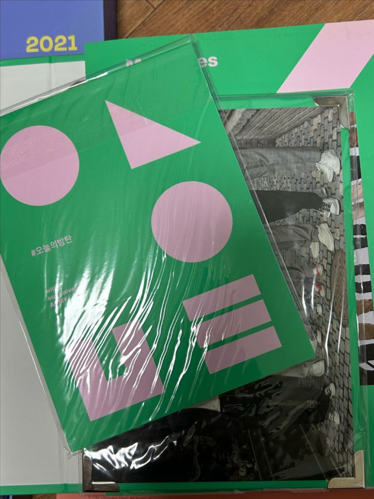 방탄소년단 BTS 메모리즈 2019,2020,2021 (포카포함)판매--4