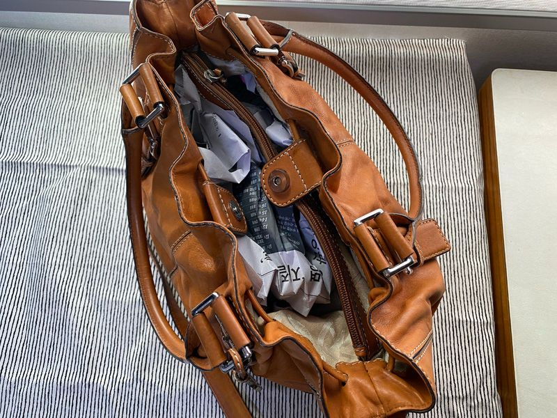 가죽 숄더백 마이클코어스--4