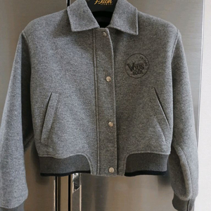 VOV 자수 로고 바서티 점퍼 새상품