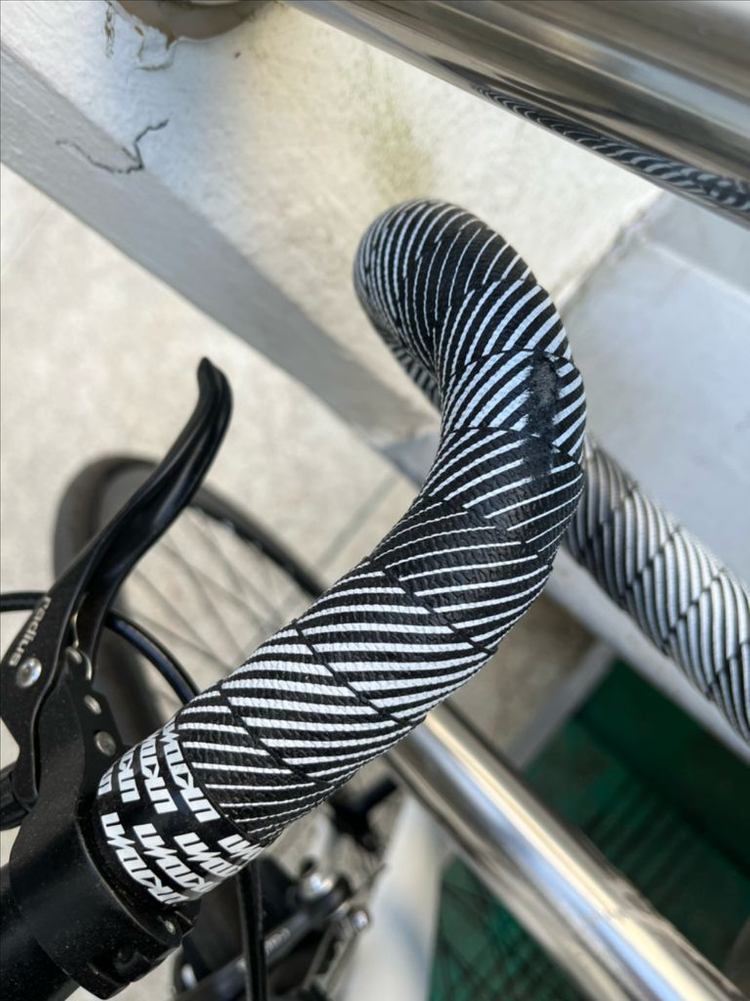 쓰나미화이트 픽시팔아요--2