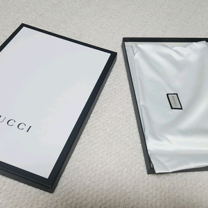 구찌 마이크로시마 클러치 백