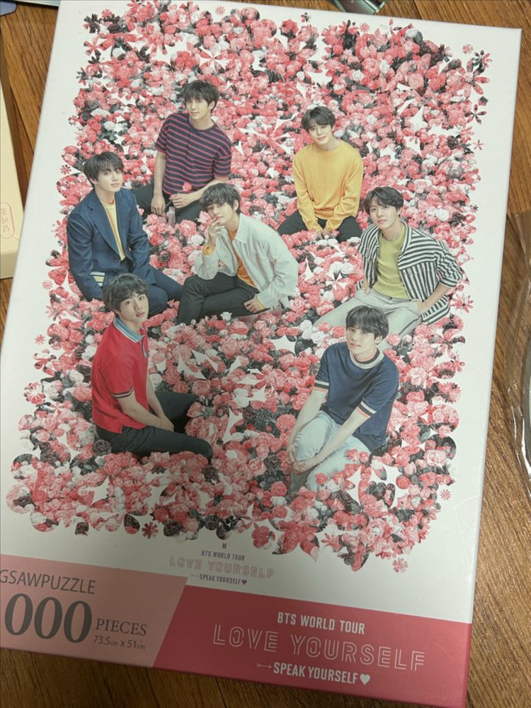 방탄소년단 BTS 콘서트 포토북 19시즌그리팅(윤기),포토프랍(태형,지민)외--2