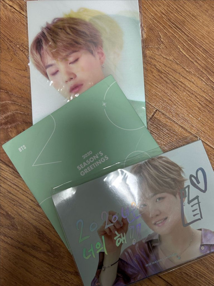 방탄소년단 BTS 콘서트 포토북 19시즌그리팅(윤기),포토프랍(태형,지민)외--3