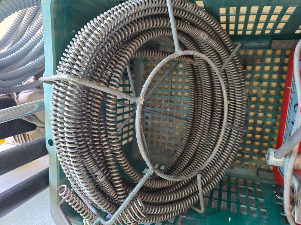 하수구 뚤는 스프링--2