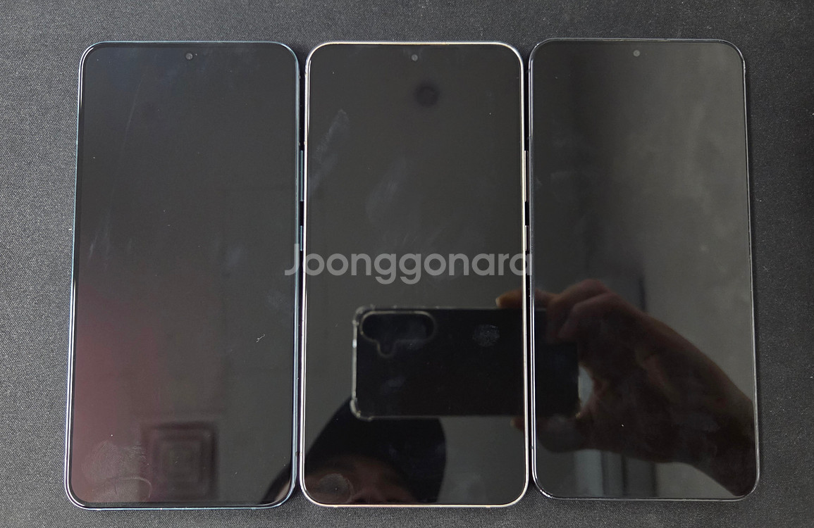 갤럭시 S22플러스 공기계 판매 합니다. [21만]--1