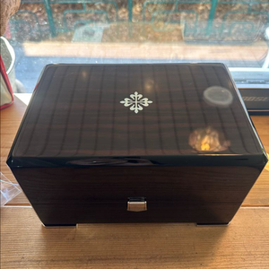 파텍 필립 워치 와인더 박스 이미지