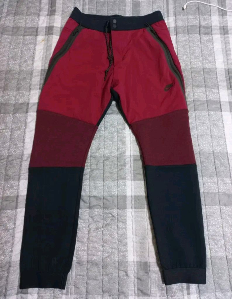 나이키 테크팩 트레이닝복 바지 팬츠 이미지