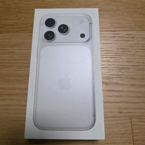 Apple 아이폰 17 Pro (512GB)실버 팝니다