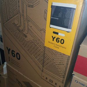 HYTE Y60 레드 미개봉신품