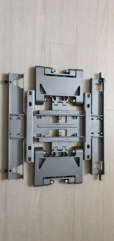 LG TV 벽걸이 브라켓 이미지