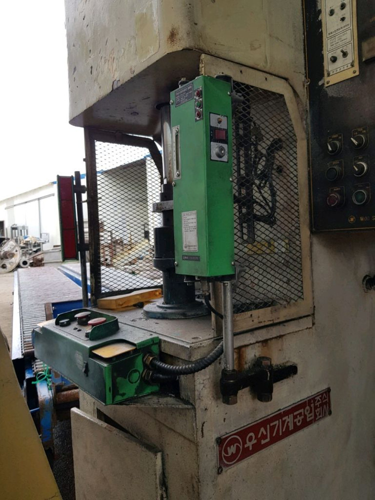 유압프레스50톤 C형유압프레스(스트록크300*120파이) 이미지