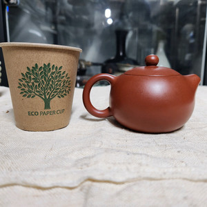 아주 질좋은 니료로 만든 중국 도자기 자사호,