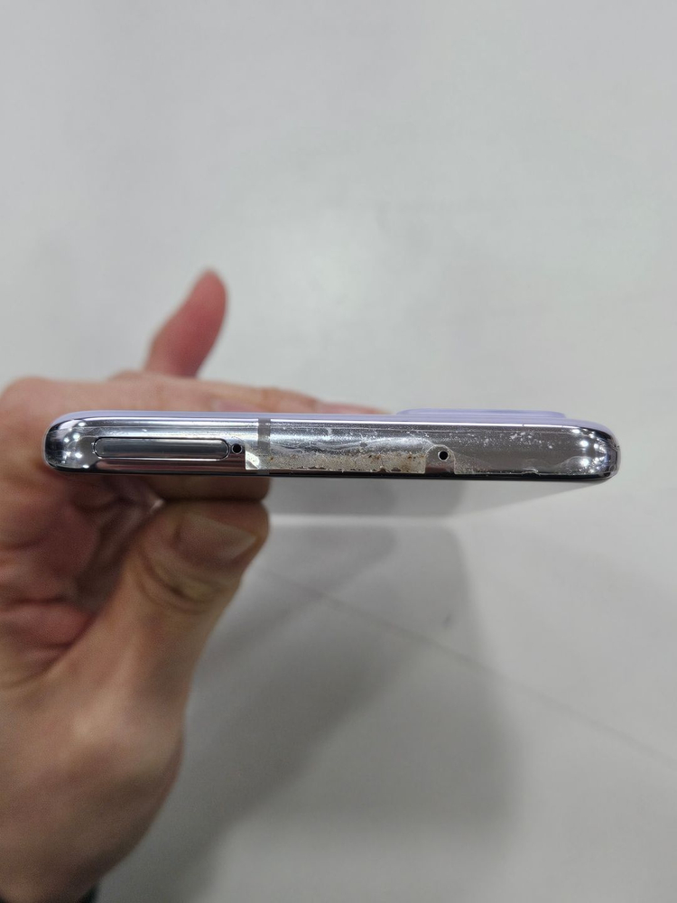 갤럭시 퀀텀2 128GB C급--3