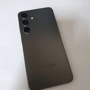 갤럭시S24 잔상없어요 256기가 블랙