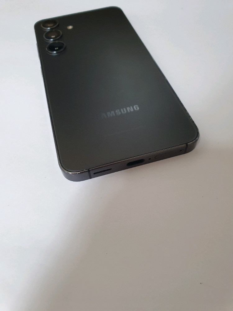 갤럭시S24 잔상없어요 256기가 블랙--3