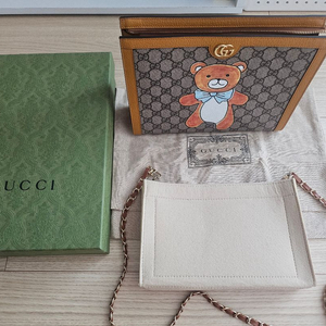 구찌 카이 클러치백