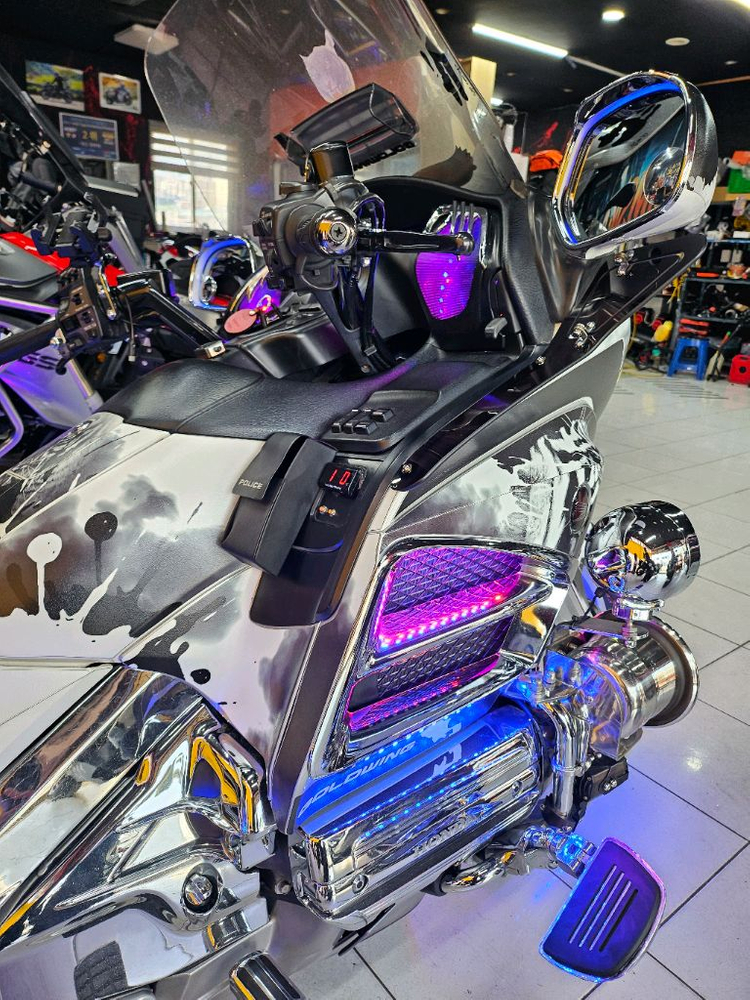 골드윙1800 12년식 급매 1300만 명의이전 이미지