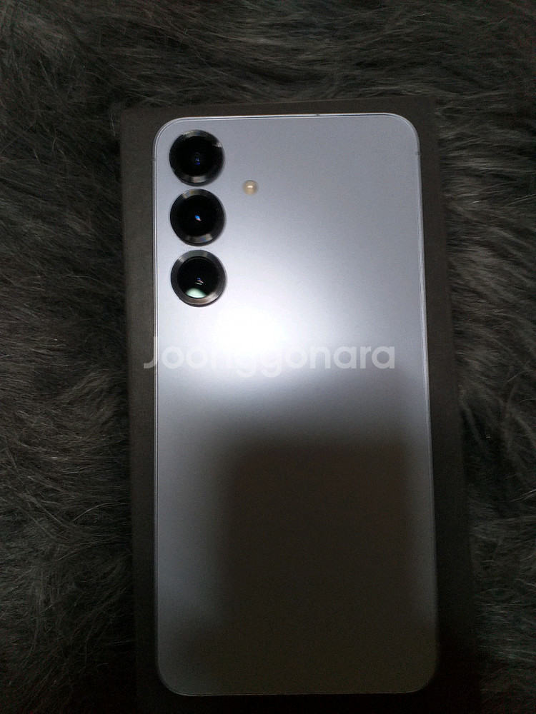 갤럭시 s25+ 256 엘지 유심기변 용 판매합니다--5