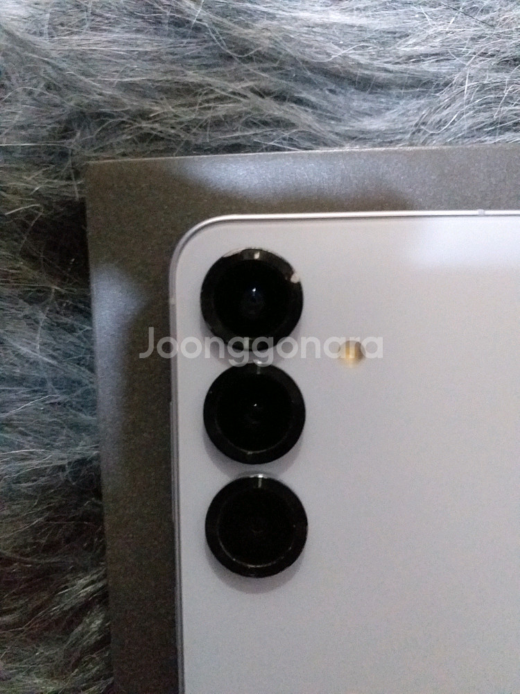 갤럭시 s25+ 256 엘지 유심기변 용 판매합니다--6