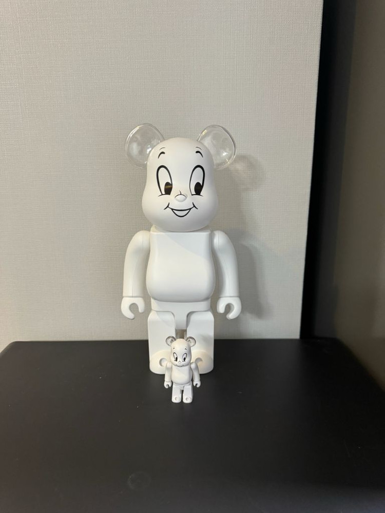 베어브릭 400,100 일괄 판매합니다. 이미지