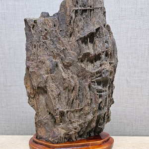 수석 돌 초코석 산수경석 변화석 절벽경 입석 이미지