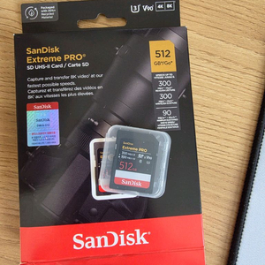 샌디스크 익스트림 프로 512기가 V90 SD카드 미사용