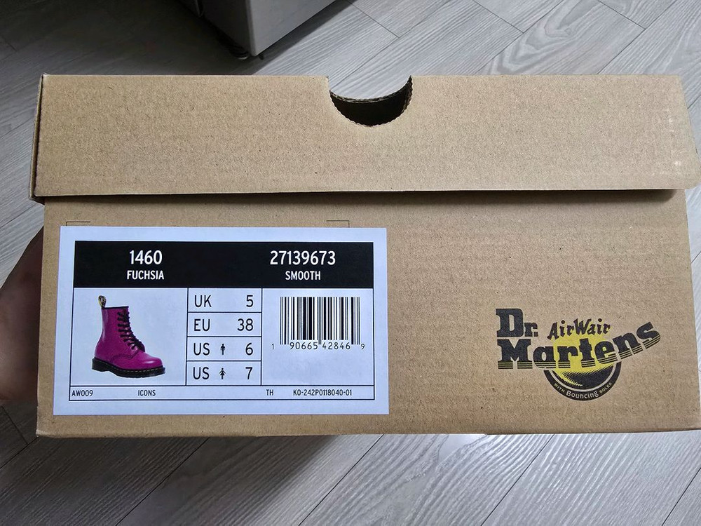 닥터마틴 1460 UK5 240 새상품 이미지
