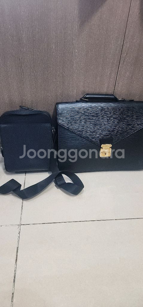 페라가모 남자 하드 크로스백 / 루이비통 엠베서더 서류가방--1