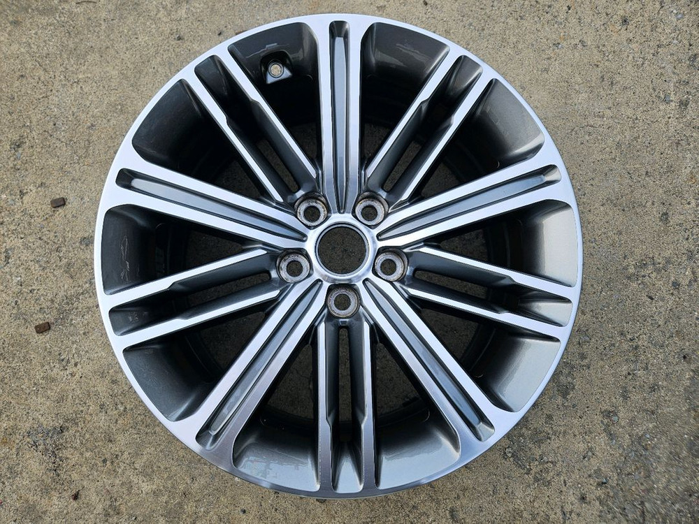 제네시스 DH,G80 18인치 순정휠 한짝 판매 이미지