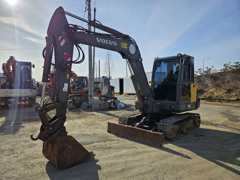 볼보 중고 02굴삭기 EC55C 회전라인,비례제어,에어컨,히터 2013년 이미지