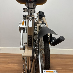 브롬튼 바버에디션 v2 이미지