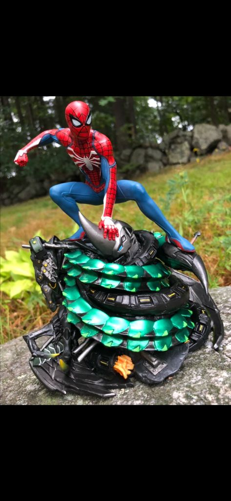 스파이더맨 ps4 컬렉터 에디션 피규어 이미지
