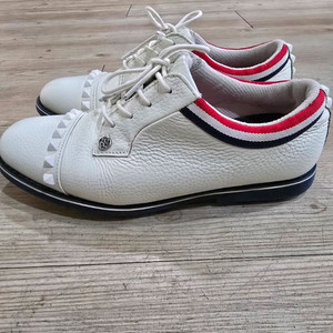 지포어 골프 스터드 캡 스파이크리스 가죽골프화 235mm