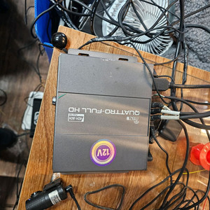 화물차 엠비즈원 콰트로Full Hd 500GB 하드디스크 4채널 블랙박스DVR 중고 팝니다