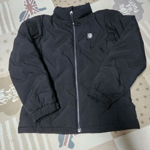 145사이즈 블랙야크 키즈 구스다운 경량패딩 택포