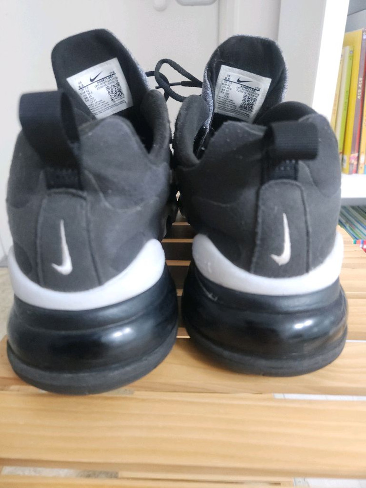 나이키 에어맥스 270 리액트 블랙/회색 /265--2