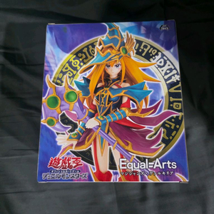 유희왕 블랙 매지션 걸 발키리아 피규어 미개봉 판매합니다!!