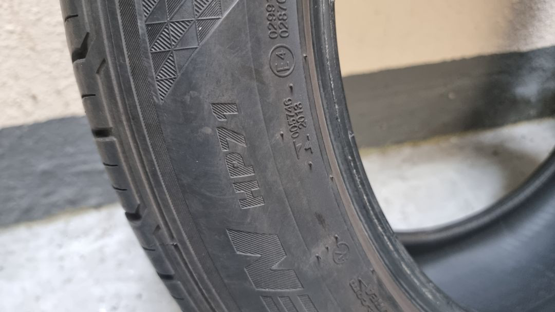 245-50-19 245-45-18 255-50-19 235-60-18 255-50-20 235-50-19--5