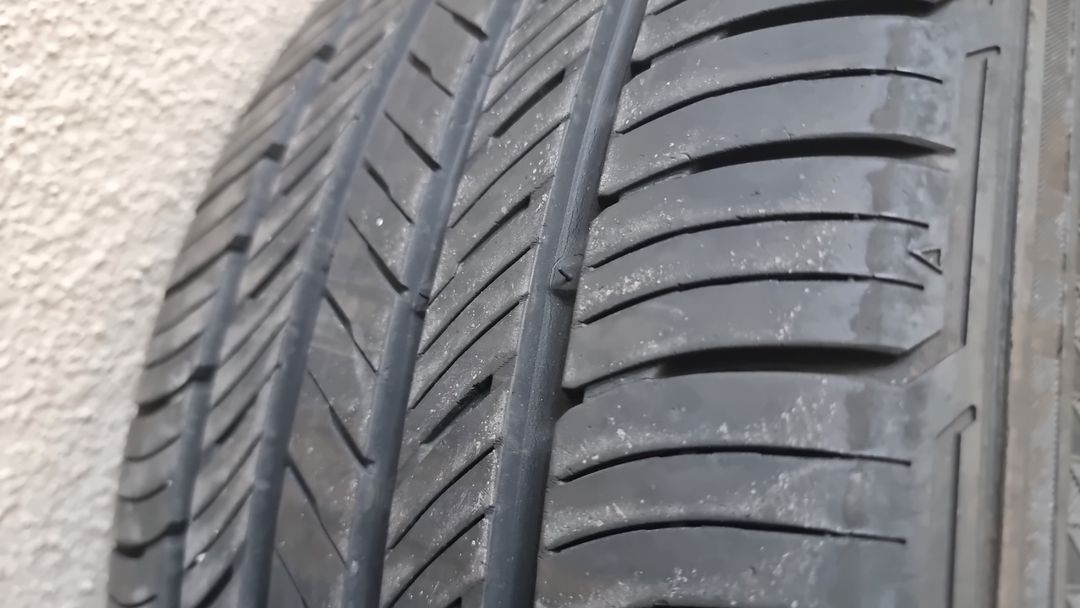 245-50-19 245-45-18 255-50-19 235-60-18 255-50-20 235-50-19--7