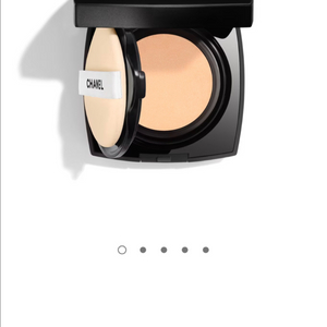 샤넬 르뗑뚜쉬 드 뗑 팩트 B10 새상품 판매합니다