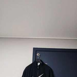 나이키 스우시점퍼