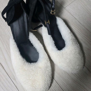 리얼 양털 수제 구두 이미지