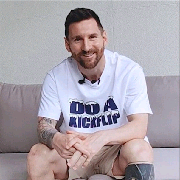 루이비통 킥플립 프린티드 티셔츠 이미지