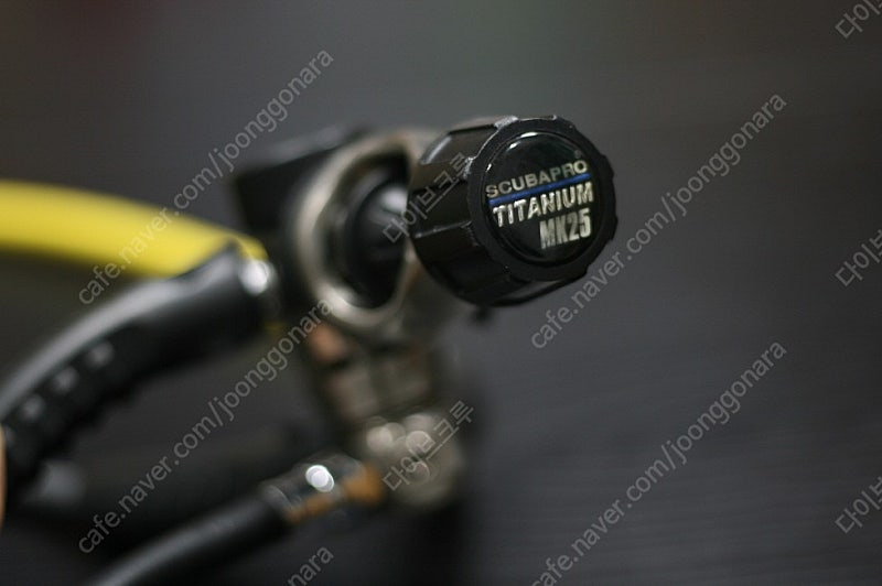 스쿠버 프로 mk25T / S600T 티탄호흡기 이미지