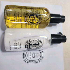 딥디크 바디케어세트 바디워시 바디로션 각 250ml(바디로션 완료)