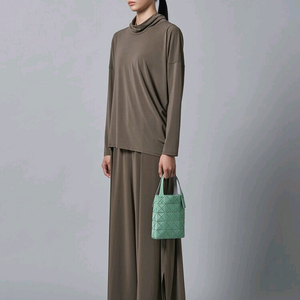 바오바오 BAOBAO 이세이미야케 정품 프리즘 플러스 미니 라이트그린 이미지